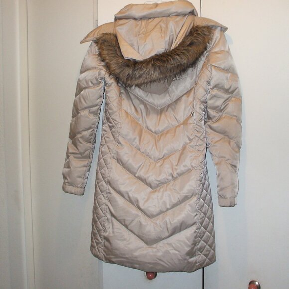 Kenneth Cole Womens Quilted Coat - Size S - Picture 2 of 3